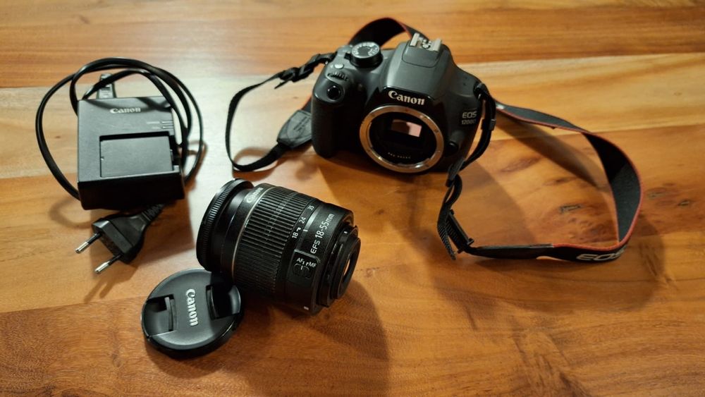 Canon EOS 1200D vând sau schimb cu smartphone