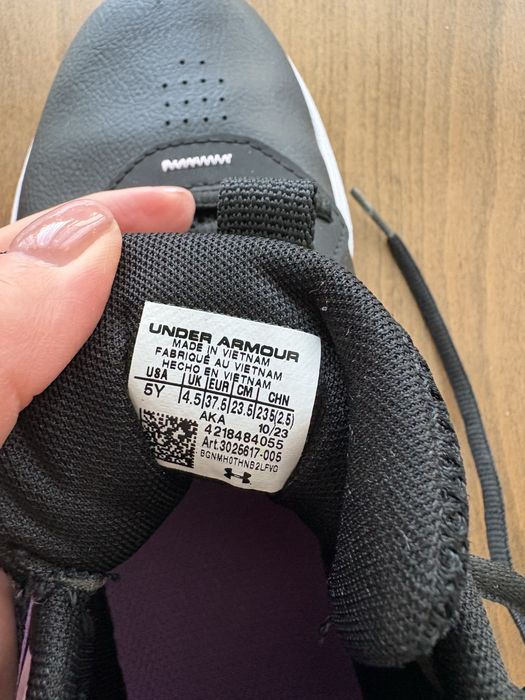 Маратонки  under armour