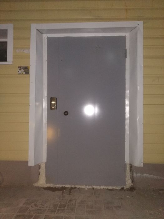 Двери металлические