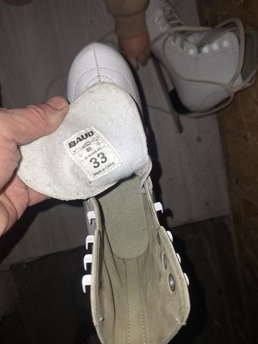 Коньки 33 размера