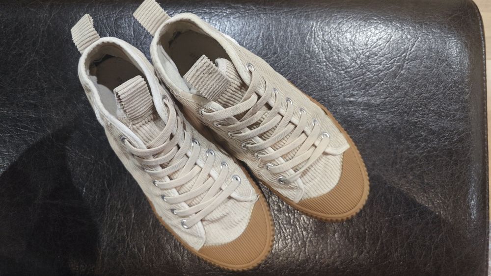 Детски кецовe Reserved 37н