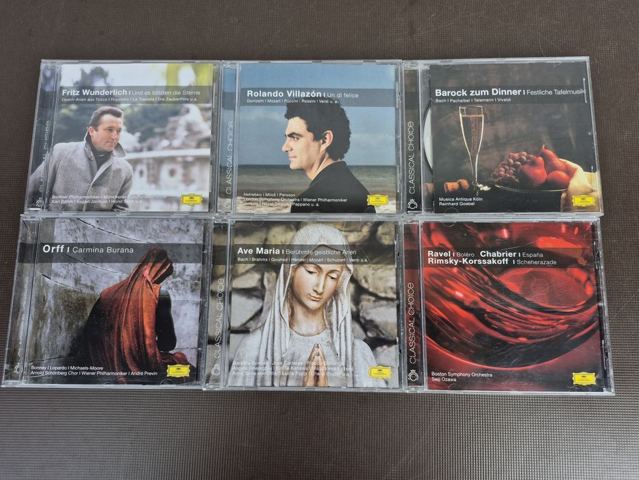 Vând Lot 18 CD cu muzica clasica mixta,colectia Deutsche Grammophon
30 x 5 = 150lei

pa