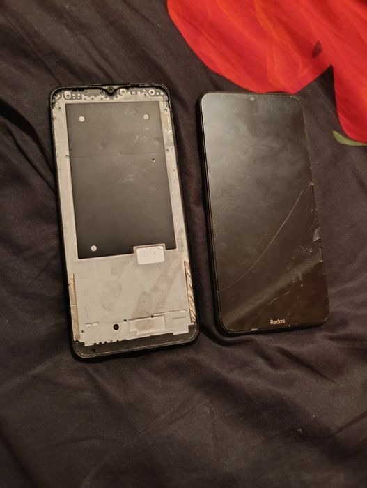 Продам 2 телефона