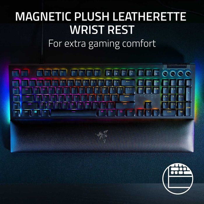 Tastatura Gaming Mecanica sigilata RAZER BlackWidow V4 Green Clicky Switch Noua