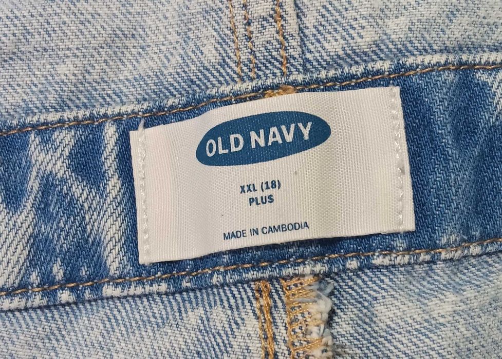 Джинсовый комбинезон