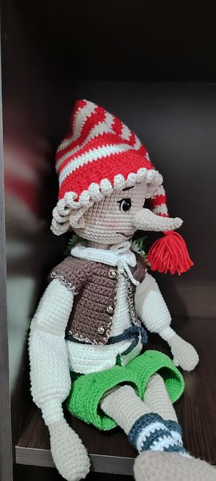 Игрушки ручной работы.