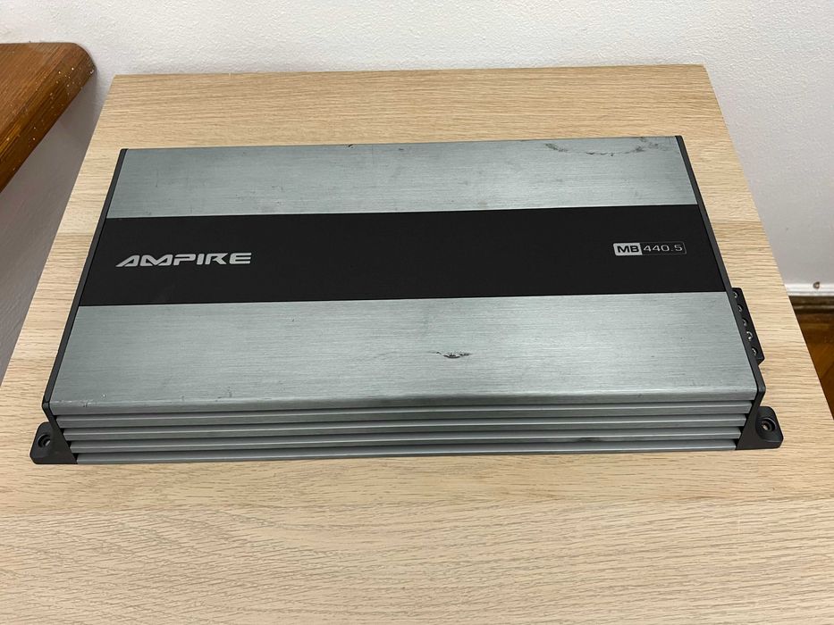 Hifonics, Ampire, Kenwood statie auto