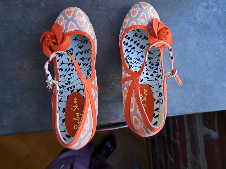 дамски обувки на токче Ruby Shoo номер39,Нови!