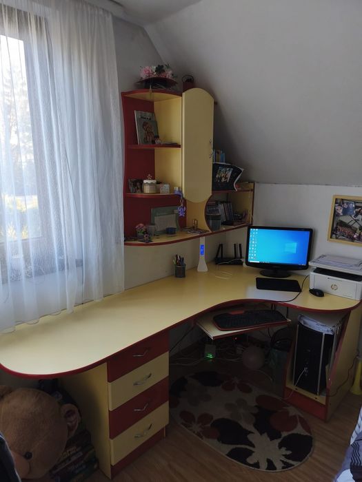 Mobilier cameră tineret