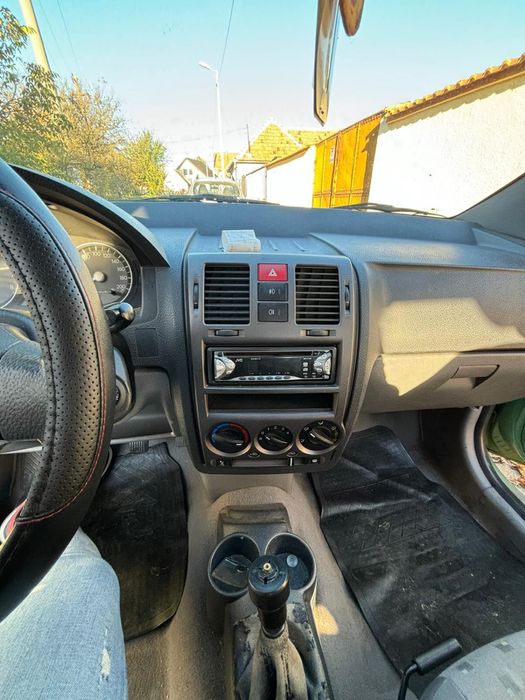 Ma vinde  ,vand masina din poze urgent