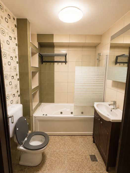 Proprietar Apartament 3 camere, bloc tip boutique, gradina. Vila cu 9 ap. In incinta Ansamblului rezidential Aurel Persu