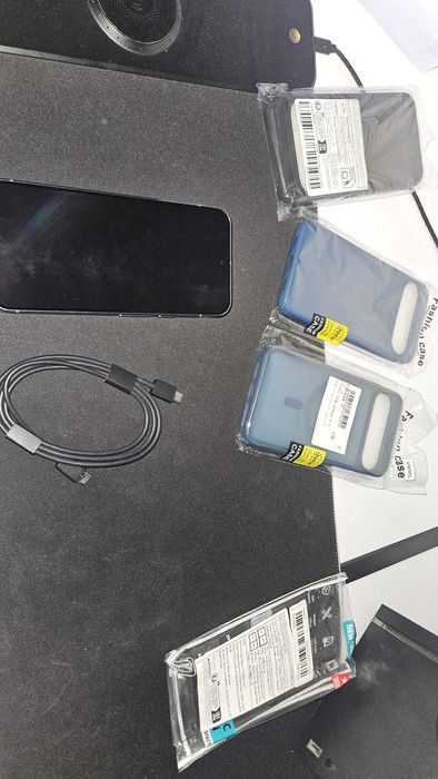 Google Pixel 10 Pro XL 256GB/16GB Moonlight nou + 3 huse noi