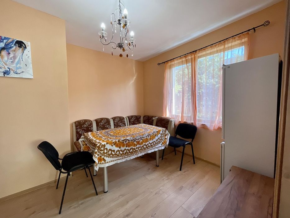 Тристаен апартамент, под наем, кв. Левски - снимка 3