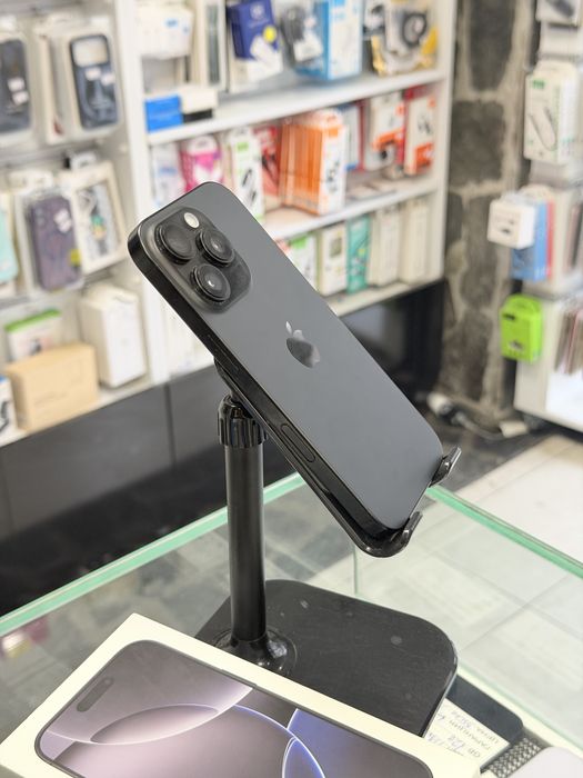 Apple iPhone 16 Pro 128GB Black