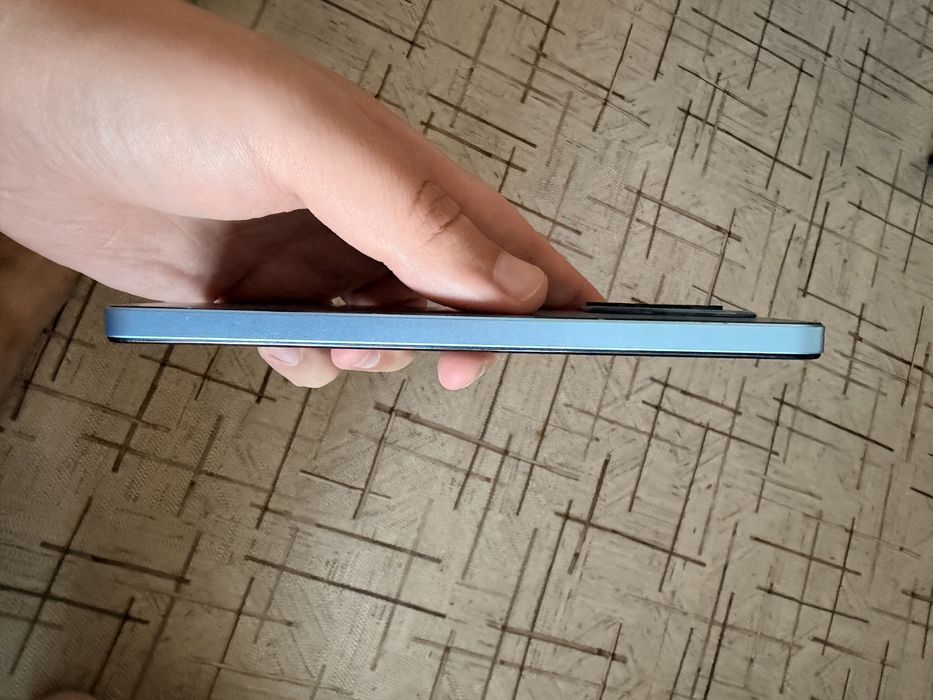 Продам Xiaomi Redmi Note 14