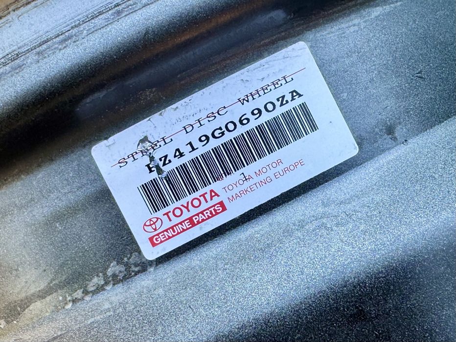 4бр.Оригинални джанти 16 5x100 за Toyota Avensis,Corolla,Verso S,Prius