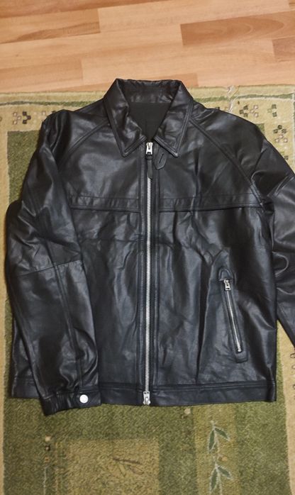 Geaca jacheta piele 100% noua marimea L si XL model deosebit ofertaa