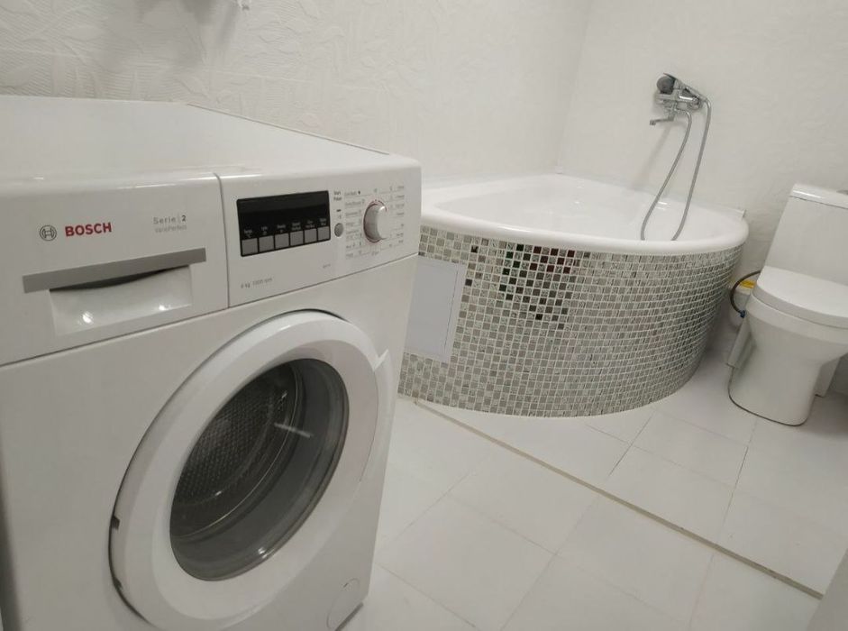 ® Чиланзар Е‼️ [45м²] балкон 1,5х3  средний ремонт 2/4/4 продается.