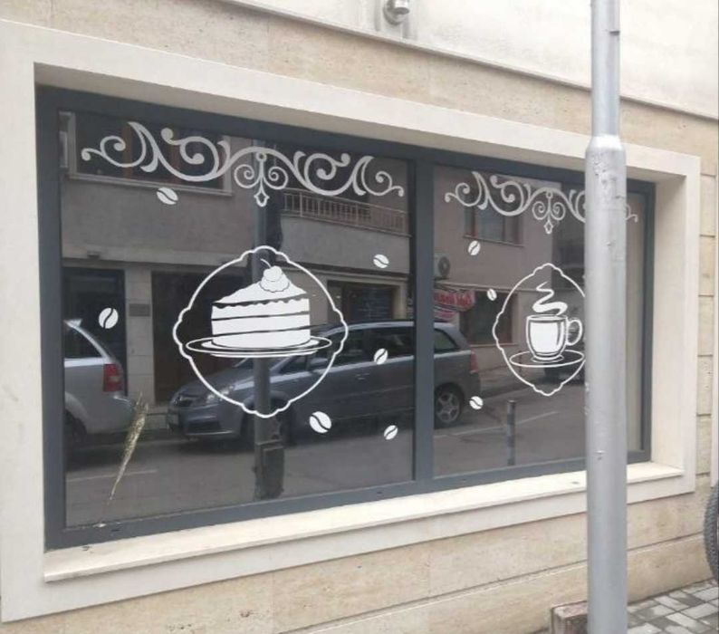 Продавам кокетно кафене 91 м2 в топ център гр. Варна