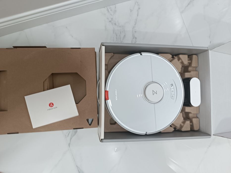 Прахосмукачка робот Roborock S7