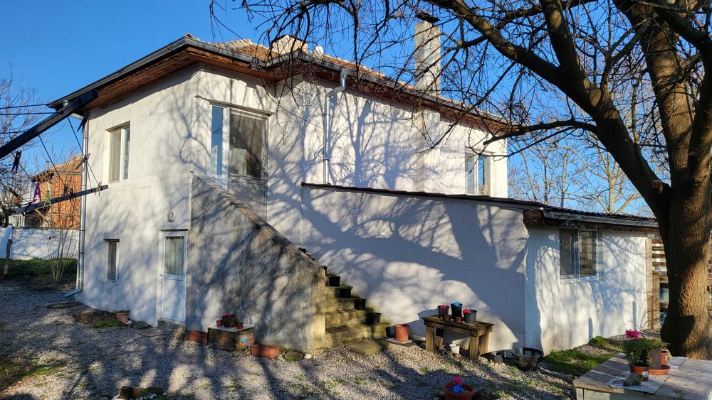 Продава се Къща в Елхово - 100 кв.м за 347 €/кв.м - Снимка #1