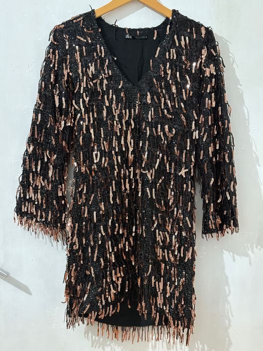 Нова рокля ZARA в кафеви паети