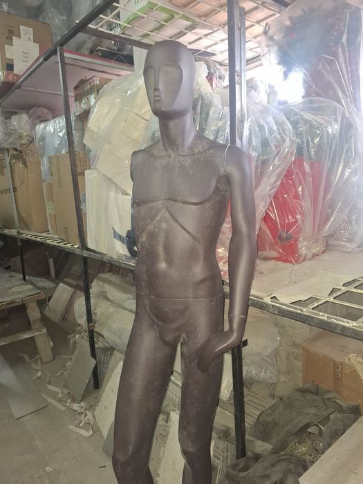 Manikinlar sotiladi narxini kiliwamz