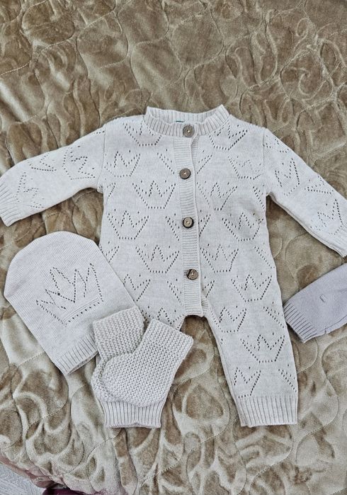 Куртка и двойки на 6 мес