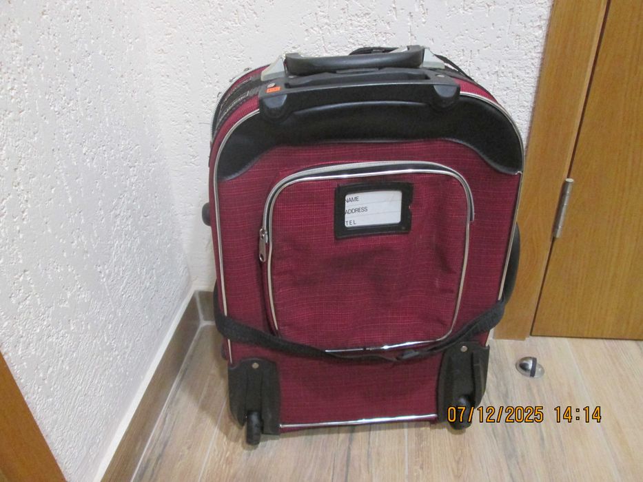 куфари различни размери