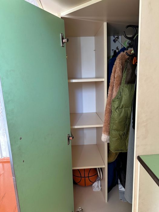 Продается кровать со шкафами