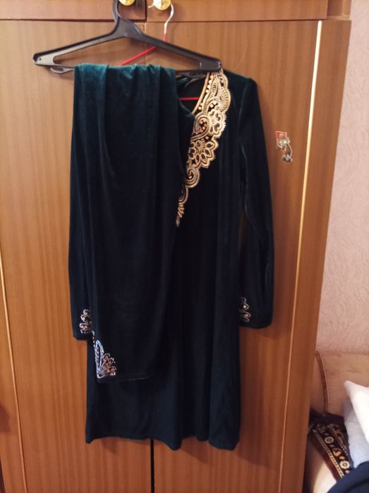 Продается платья