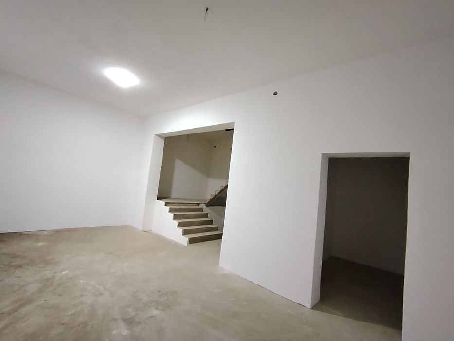 NAZARBEKDA Noturar sotiladi