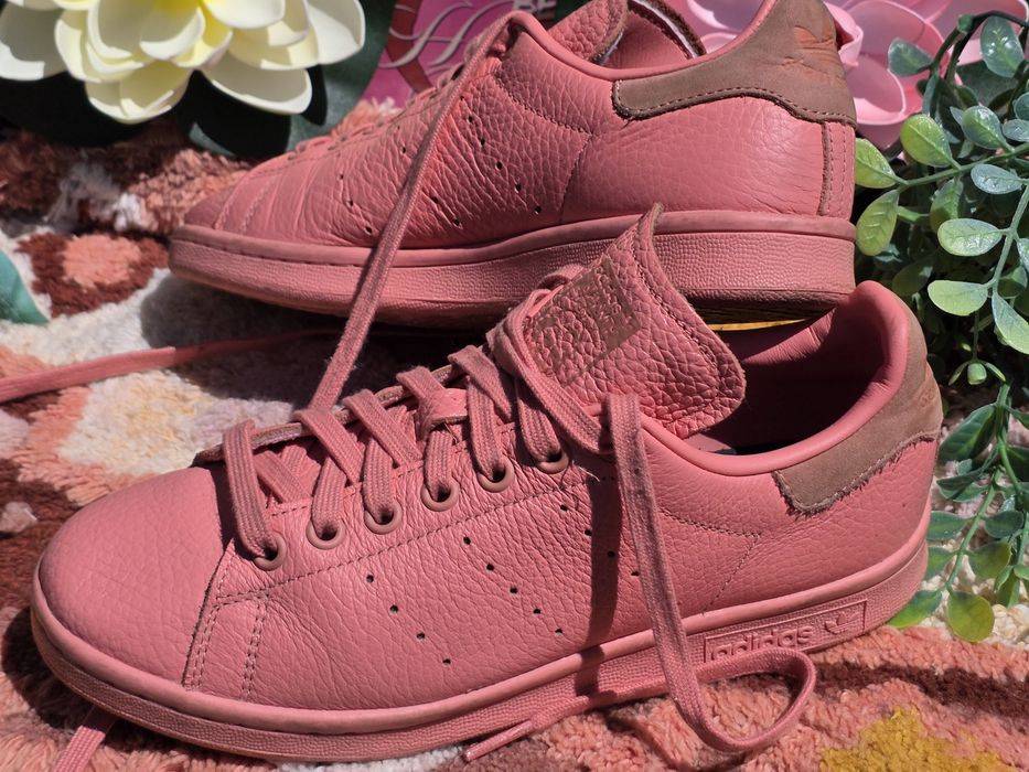 Adidas Sam Smith кецове от кожа в неоново розово