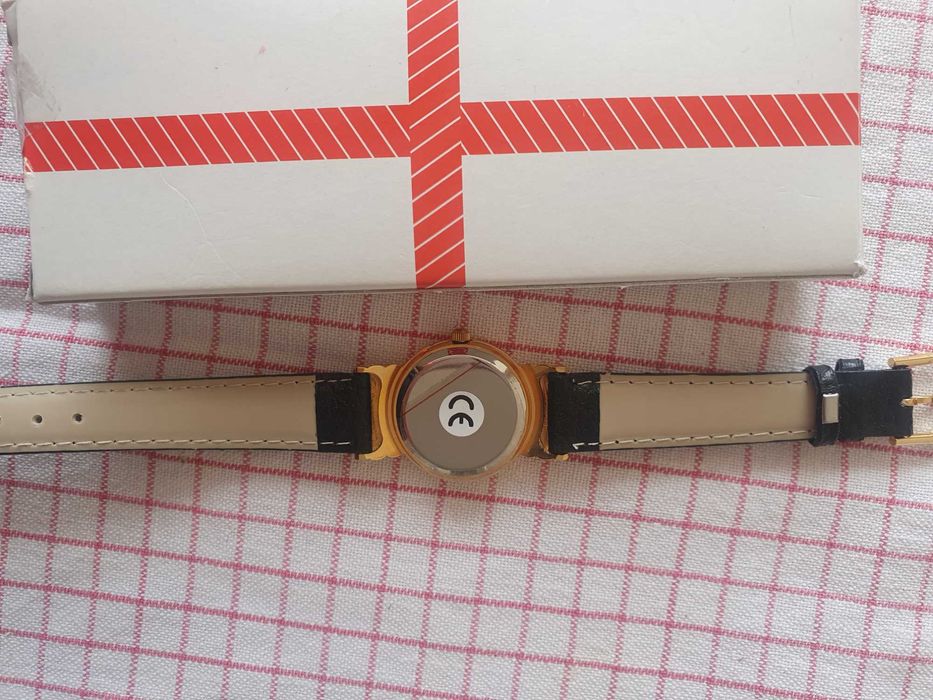 Нов дамски часовник