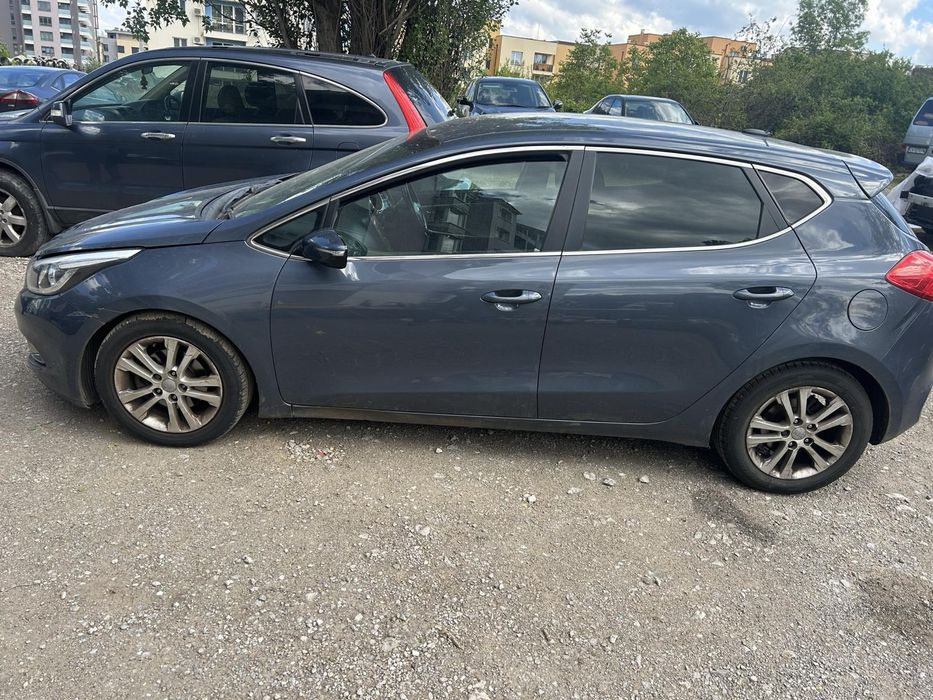 Kia Ceed 2013 1.6crdi НА ЧАСТИ
