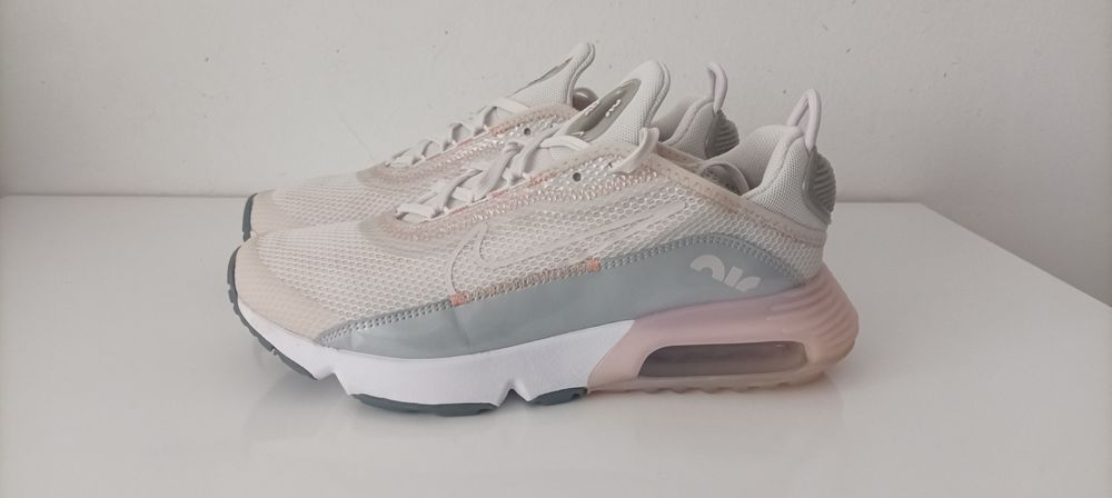 Нови Nike air max 2090