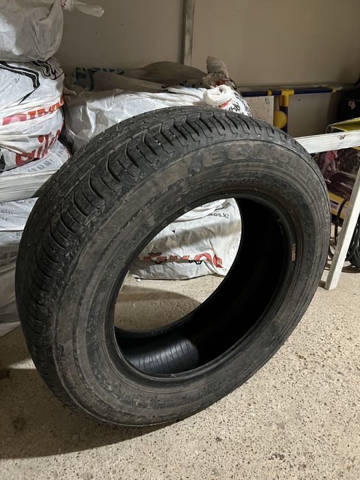 Продам шины bridgestone 195/65/R15