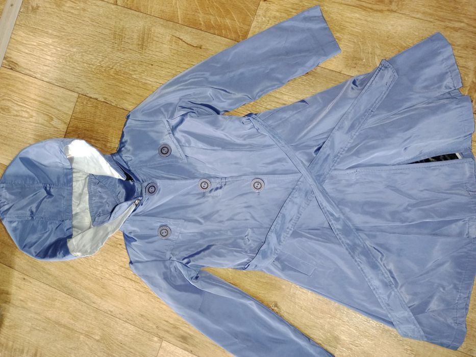 Демисезонная куртка, плащ для девочки