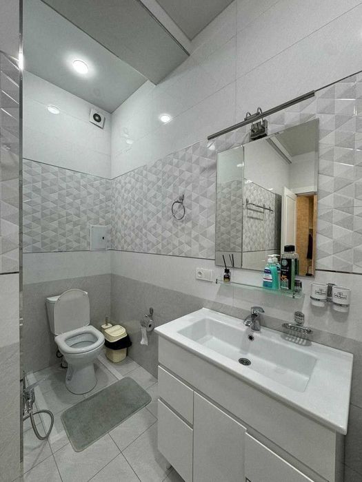 R1 Сдаётся квартира 3/3/7 на Мирзо Улугбекский о/р Эко Базаре