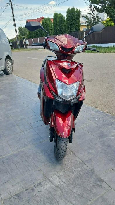 Scuter electric nou