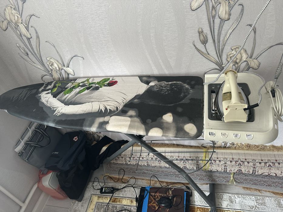 Продается гладильный стол