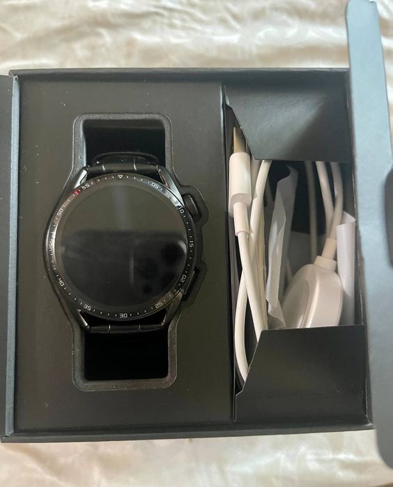 Samsung s22 galaxy buds pro Huawei watch