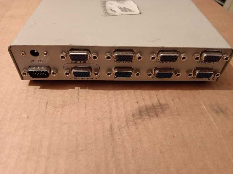 Продам VGA Splitter "MVS108" 8-PORT.