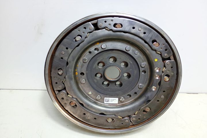 Volanta cutie automata 123105630R Renault Kadjar prima generatie (fac