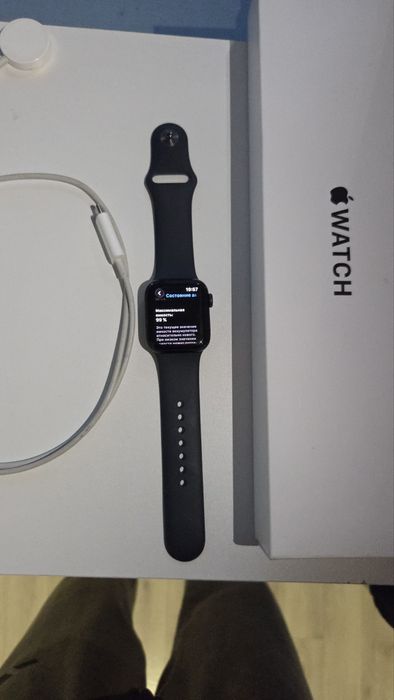 Продам Apple Watch Se2 40mm