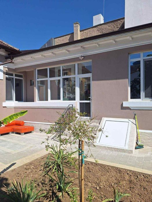 Дава се под наем Офис в Силистра, Север - 60 кв.м за 255 € - Снимка #2