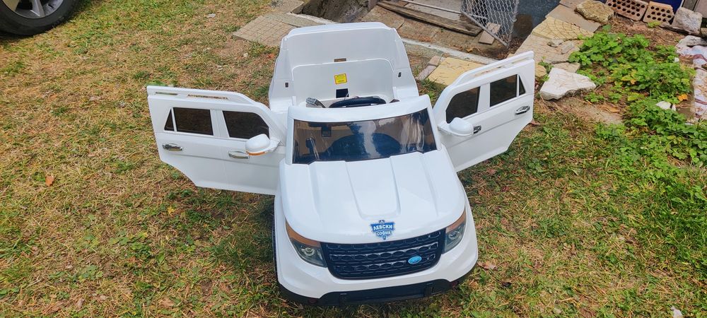 Акумулаторна количка джип