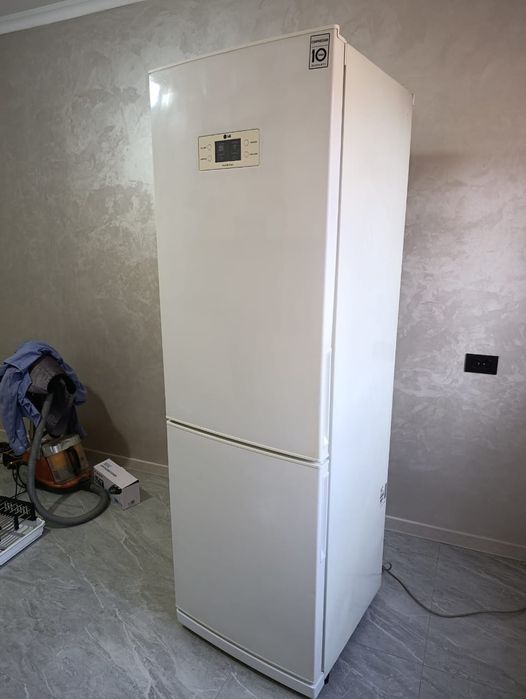 Холодильник LG 60/190