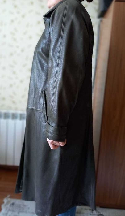 Продам плащ женский кожаный