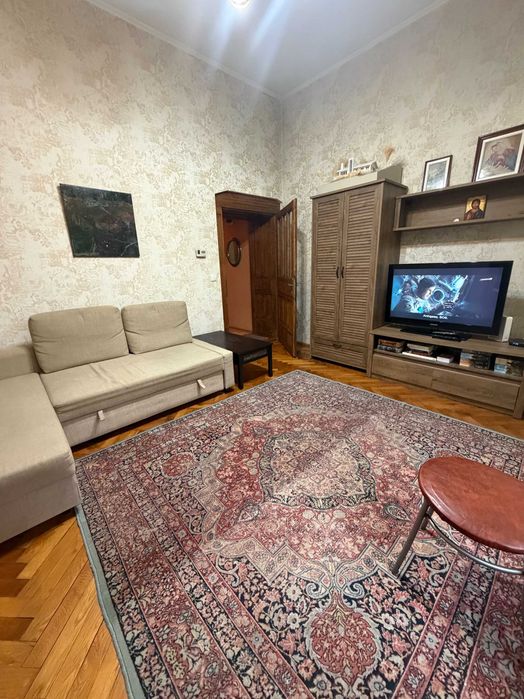 Apartament cu 2 camere decomandat, 62 mp, zona Lic. Nicolae Balcescu !